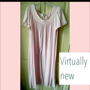 Miss Elaine long nylon nightgown, pale pink, purchased new in 2022–FINAL PRICE